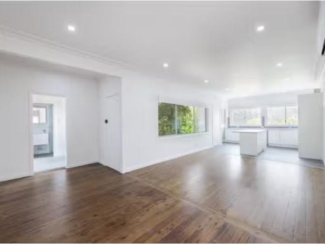 Unique 4 March Street, Kotara House for rent Listed by Leah J.