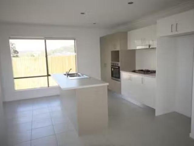 Cozy 4 Myrtle Court, Fernvale, QLD 4306