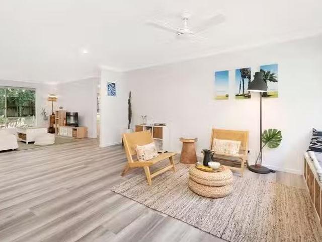 Nice 4 Ruby Lane, Cooroy, QLD 4563