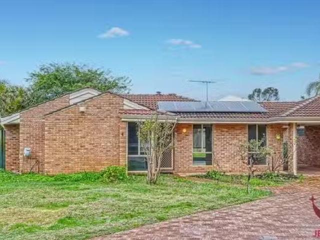 Deal! 4A Finch Place, Bull Creek, WA 6149