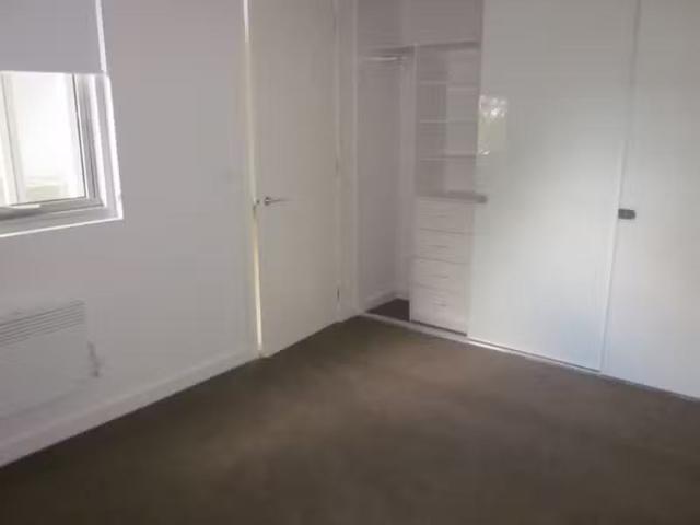 Just in! 54/12 Crefden Street, Maidstone VIC 3012