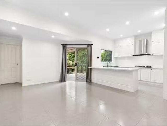 Just in! 54 Brooker avenue, BEACON HILL House for rent Listed.