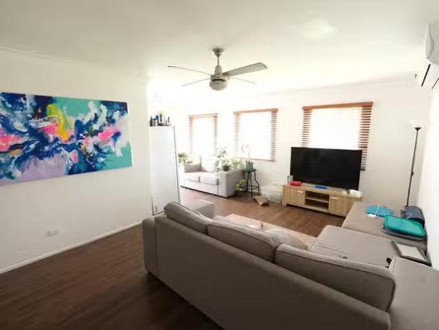 Deal! 54A Greaves Street, Inverell, NSW 2360
