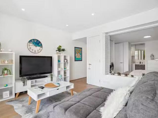 Cozy 5/50 Pakenham Street, Fremantle, WA 6160