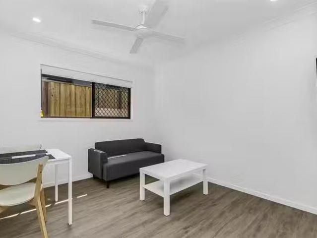 Cozy 5/56 Kingsgate Street, Oxley, QLD 4075
