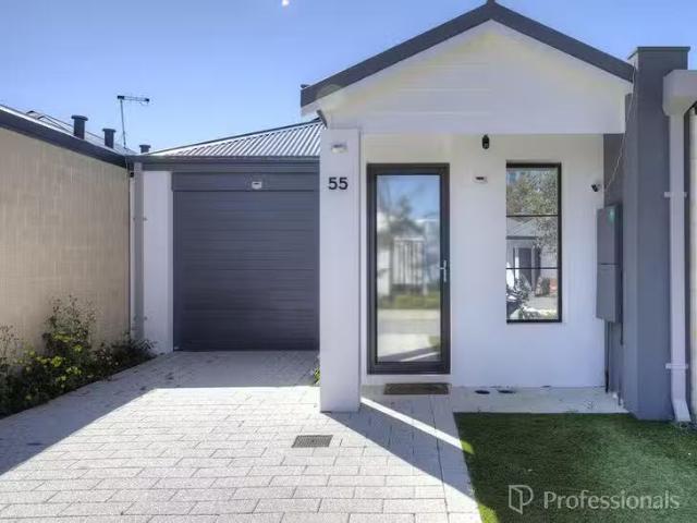Nice 55 Berryana Loop, Girrawheen, WA 6064