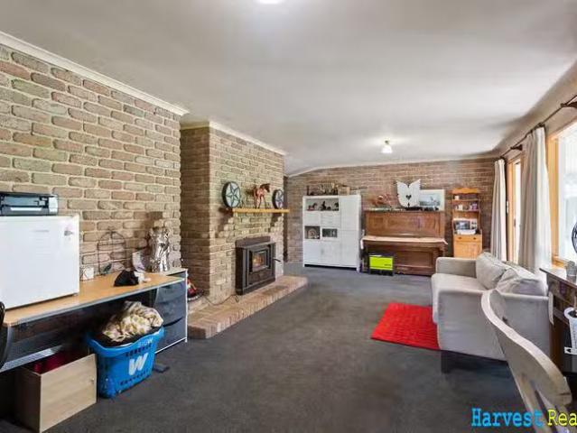 New 55 Ti Tree Road, Garfield, VIC 3814