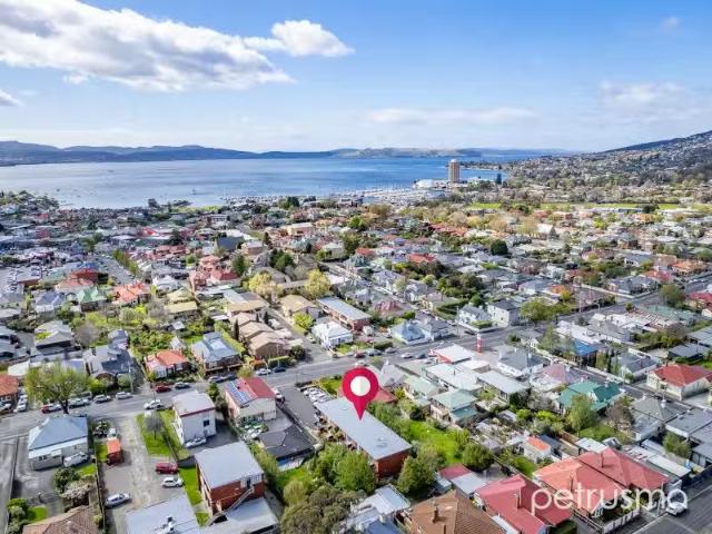 Deal! 5/60 Regent Street, Sandy Bay Apartment for rent Listed.