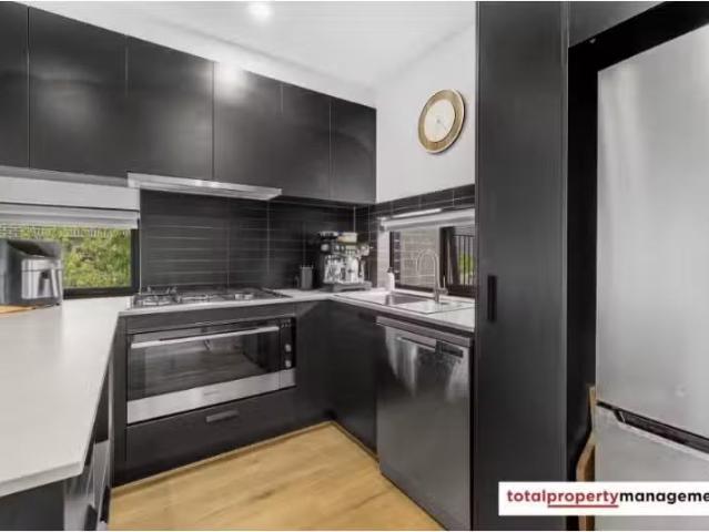 Nice 56/20 Greenwood Street, Denman Prospect Property for rent.