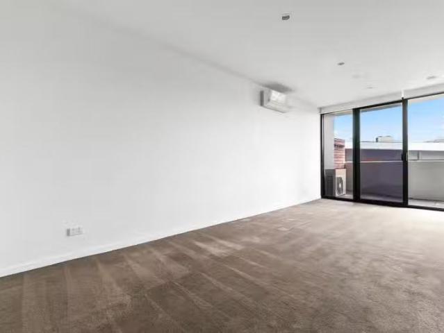 Cheap 565/38 Mt Alexander Road, Travancore VIC 3032