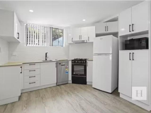 Deal! 56a Teragalin Dr, Chain Valley Bay House for rent Liste.