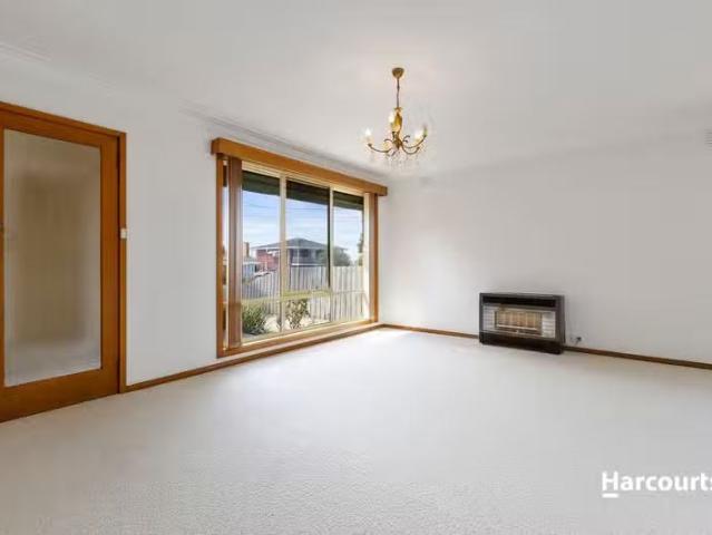 Charming 59 Kinlock Street, Bell Post Hill, VIC 3215 House f.