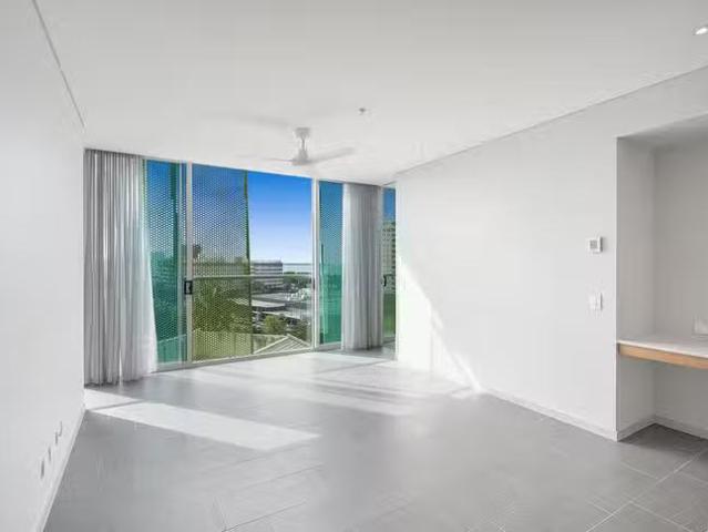 For Rent! 502/163 Abbott Street, Cairns City, QLD 4870