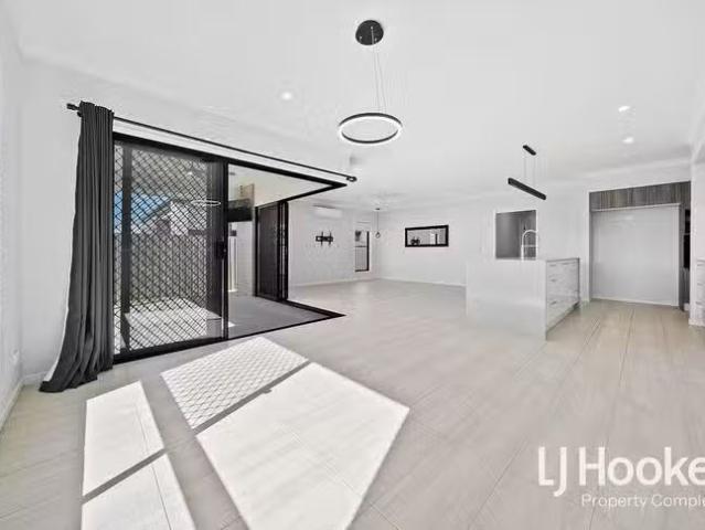Cozy 50 Annette Street, Logan Reserve, QLD 4133