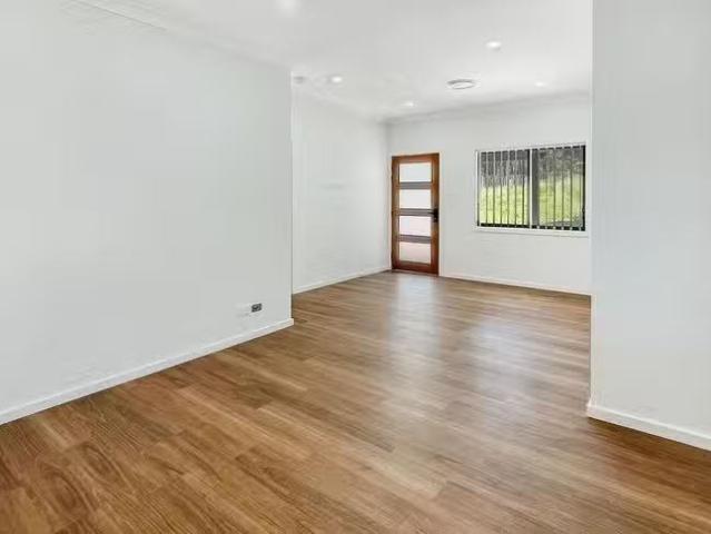 Deal! 50 Pacific Highway, Jewells, NSW 2280