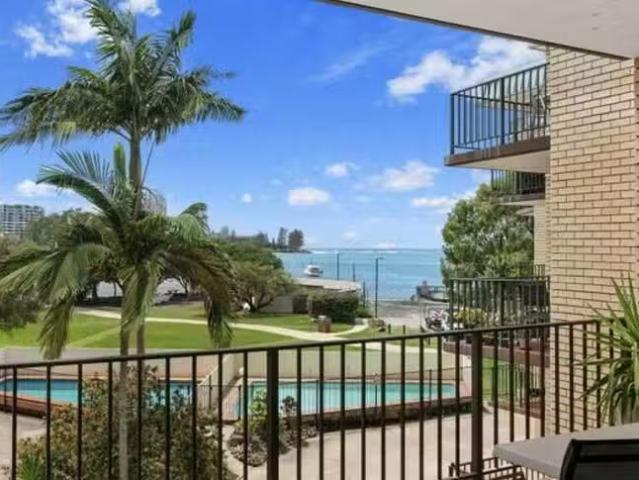 Deal! 5/13 Landsborough Parade, Golden Beach, QLD 4551