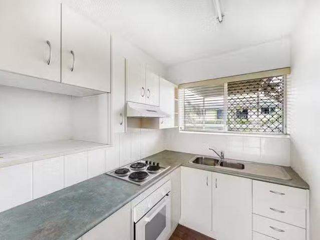Deal! 5/13 Macdonnell Road, Margate, QLD 4019