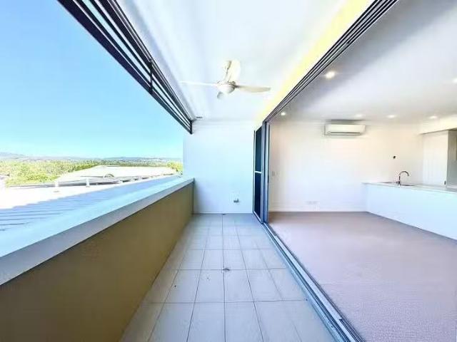 Charming 51/1 Grande Avenue, Carrara, QLD 4211