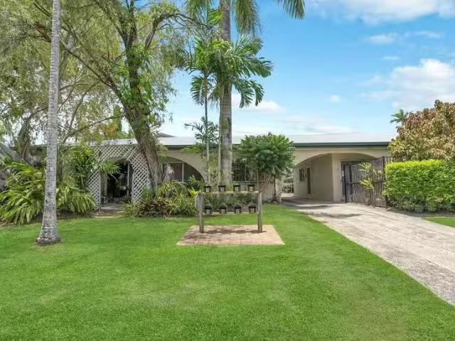 Deal! 5/126 Greenslopes Street, Edge Hill, QLD 4870