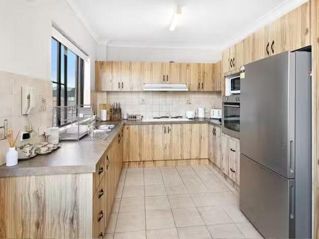 Cozy 5/19 Bligh Street, Wollongong, NSW 2500