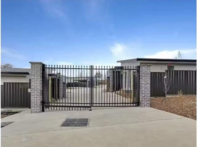 Nice 5/22 Landa Street, Bowenfels Townhouse for rent Listed b.