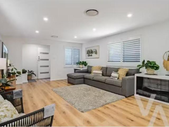Rental! 52 Silsoe Street, Mayfield House for rent Listed by E.