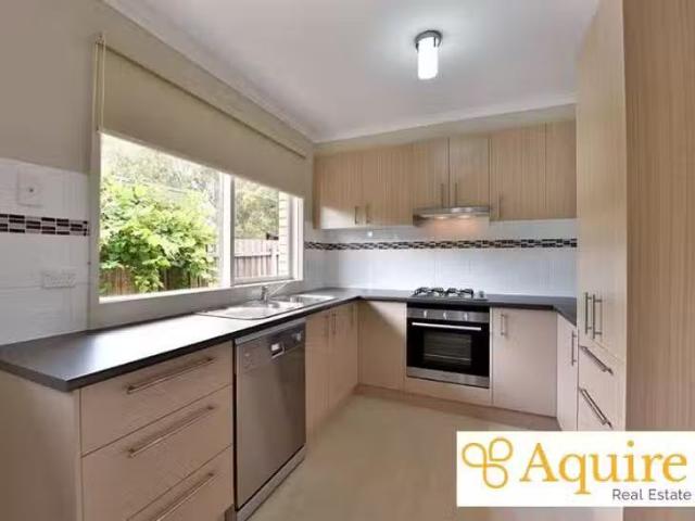 Nice 5 Cameelo Court, Ferntree Gully, VIC 3156