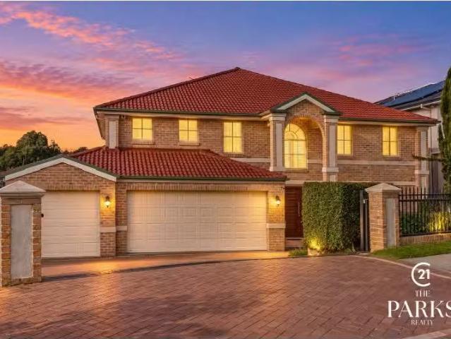 For Rent! 5 BR 14 Ulster Street, Cecil Hills House for rent L.