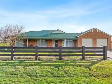 Illowa, Woolsthorpe - Garden, Equipped kitchen