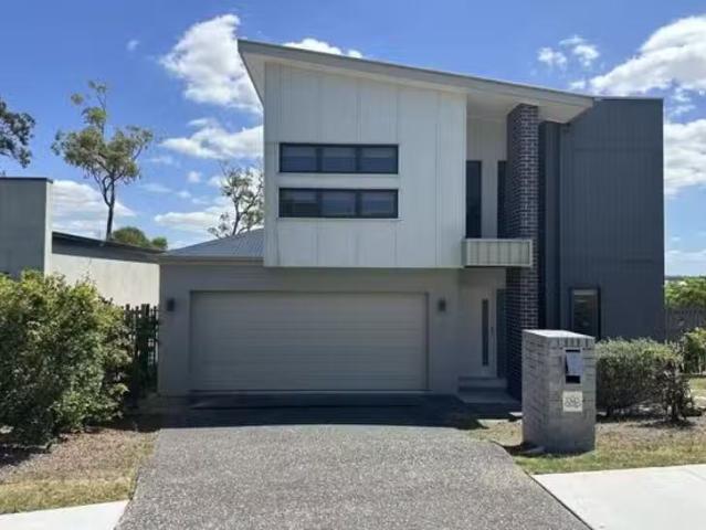 Rental! 5 BR 1 Carissa Street, Coomera, QLD 4209