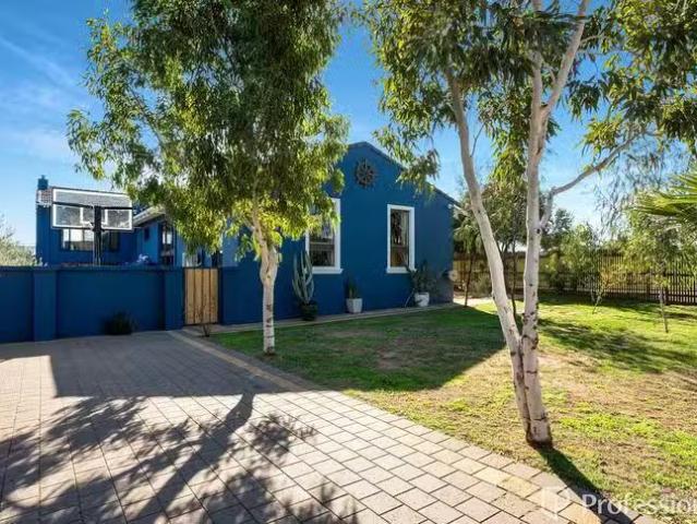 Nice 5 BR 1 Frederick Street, Bluff Point, WA 6530
