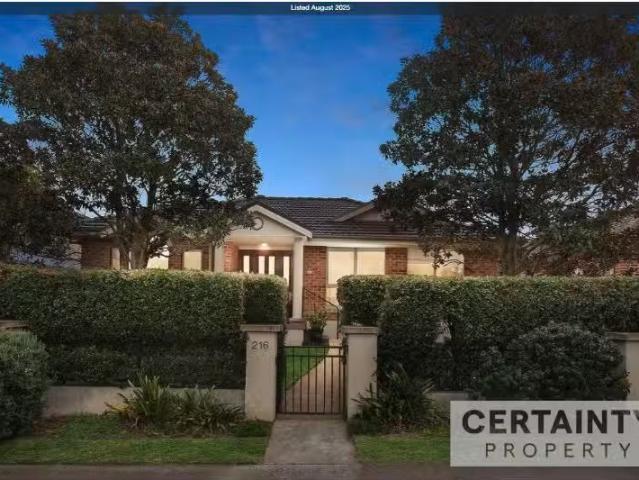 Unique 5 BR 216 Garden, Warriewood House for rent Listed by C.