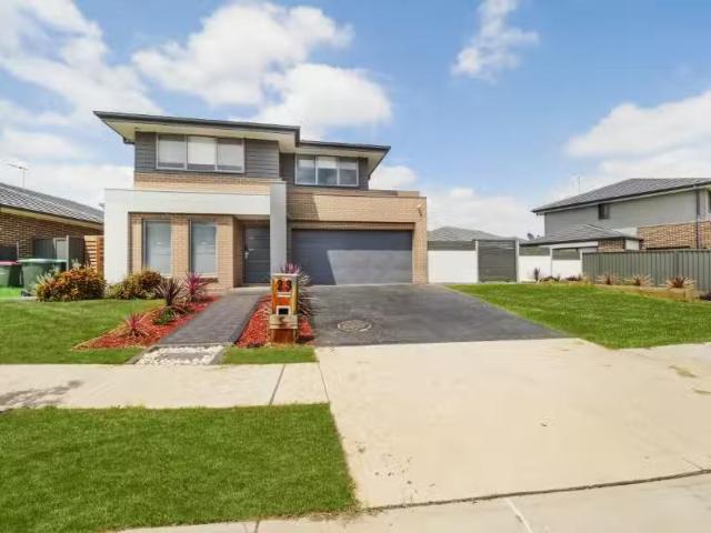 Deal! 5 BR 23 Bushpea Ave, Denham Court House for rent Listed.