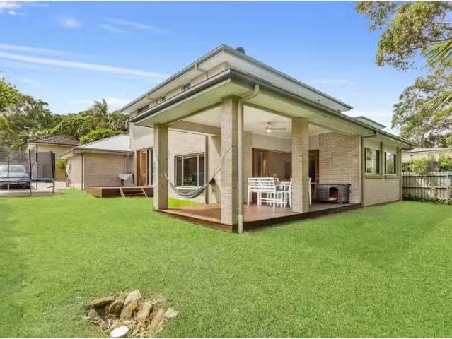 Cozy 5 BR 61A Bardo Road, Newport House for rent Listed by Da.