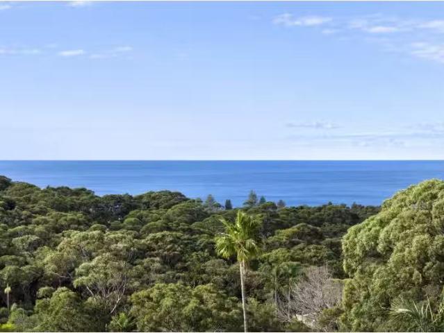 Charming 5 BR 70 Suffolk Avenue, Collaroy House for rent List.