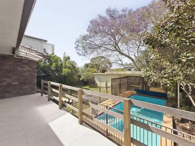 Rental! 5 BR 98A Hurstville Road, Hurstville Grove, NSW 2220
