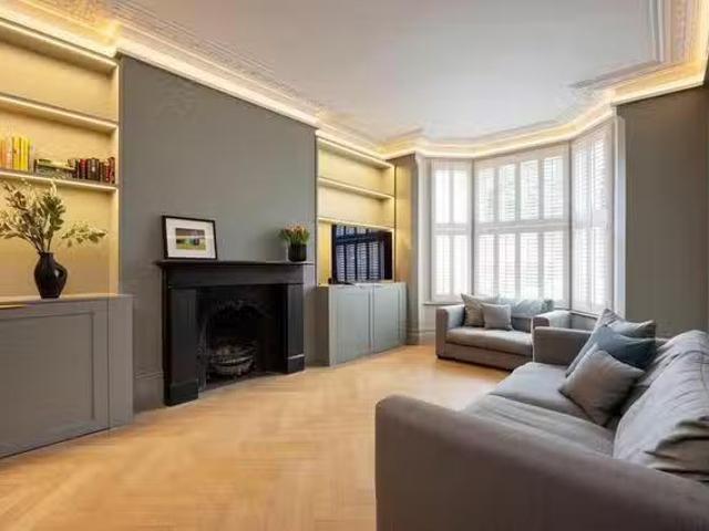 Rental! 5 BR Temperley Road