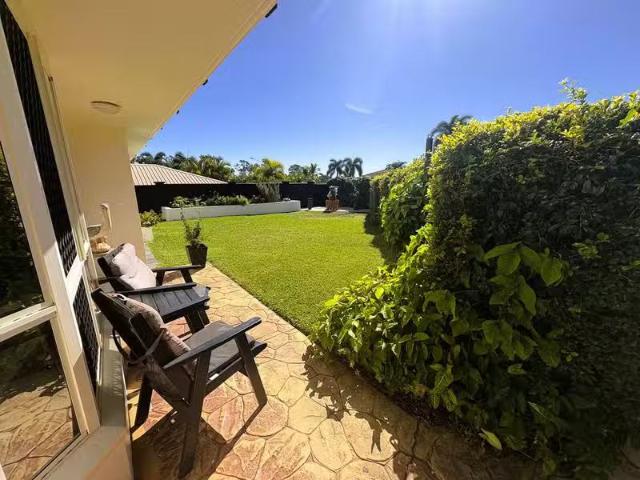 Deal! 5 Waterview Drive, LAMMERMOOR, QLD 4703 House for Rent