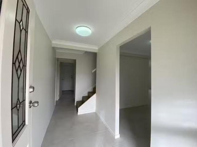 New 5 White Street, Bundamba, QLD 4304