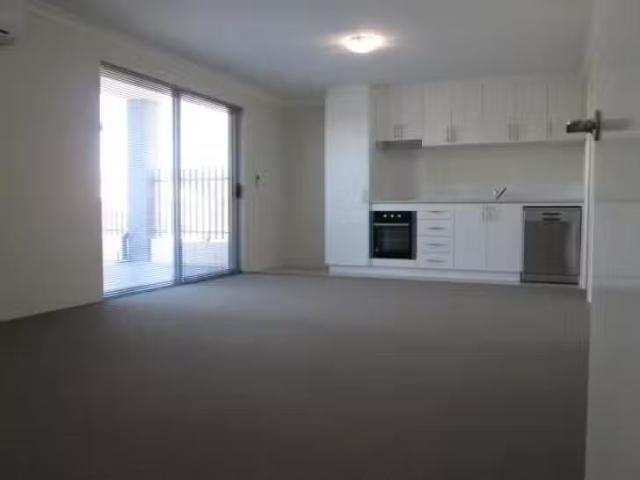 New 5A/11 Student Loop, Coolbellup, WA 6163