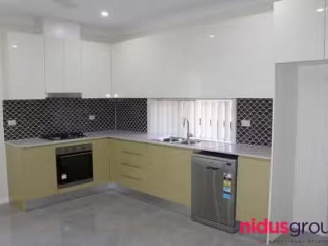 Just in! 5A Haylen Place, Blackett NSW 2770