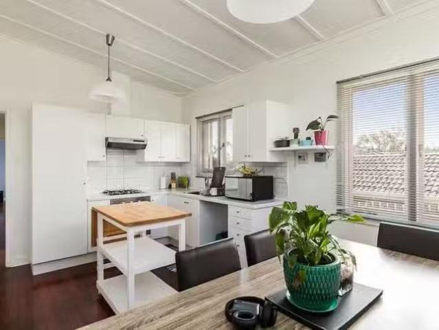 Just in! 64 Mulligan Way, Orelia, WA 6167