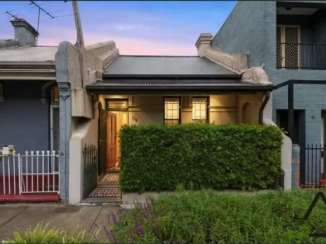 Cozy 64 Anderson Street, Alexandria House for rent Listed by.