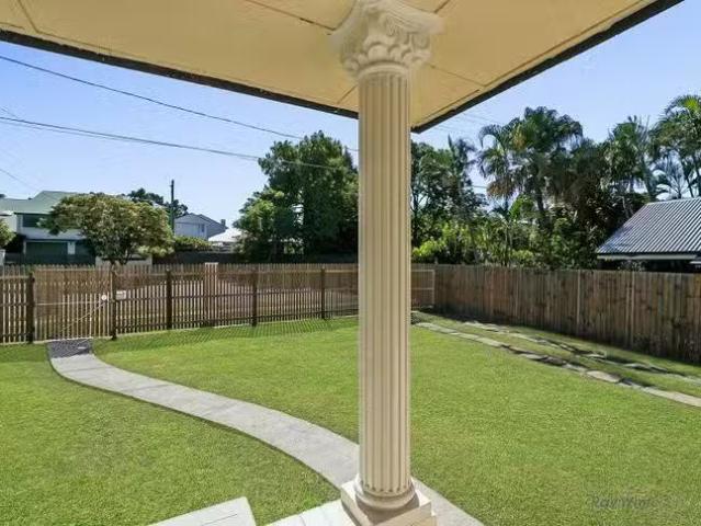 Unique 64 King Arthur Terrace, Tennyson, QLD 4105
