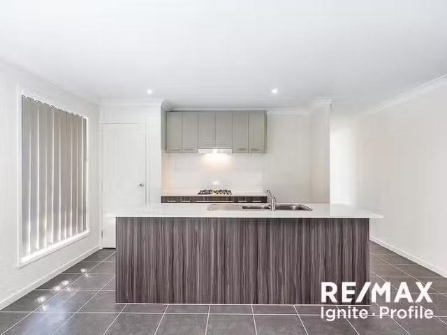 Deal! 66 Canopus Street, Bridgeman Downs, QLD 4035