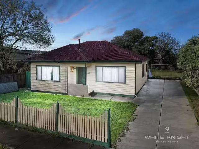 Rental! 66 Erica Avenue, St Albans VIC 3021