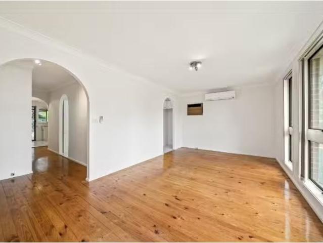 Unique 66 Shanke Crescent, Kings Langley House for rent Liste.