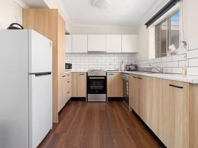 Unique 6/81 Hill Road, Dampier, WA 6713