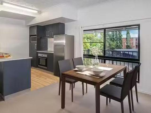 Unique 6/9 Carter Street, North Ward, QLD 4810