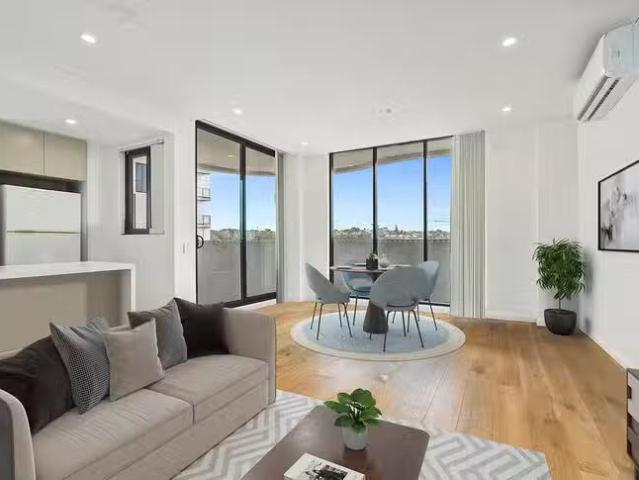 Cozy 602/376 Princes Highway, Rockdale, NSW 2216